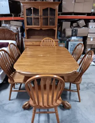 table and chairs